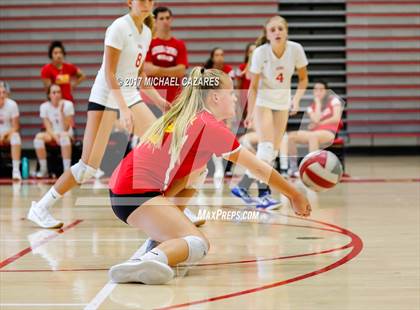 Thumbnail 2 in Steele Canyon vs. Cathedral Catholic photogallery.