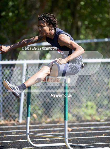 Thumbnail 3 in Gateway Conference Championships (400m Hurdles) photogallery.