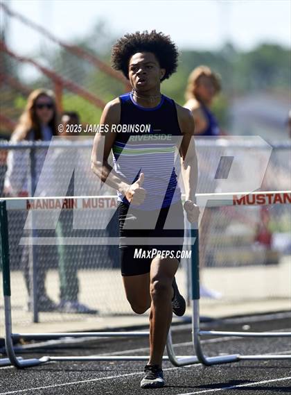Thumbnail 1 in Gateway Conference Championships (400m Hurdles) photogallery.