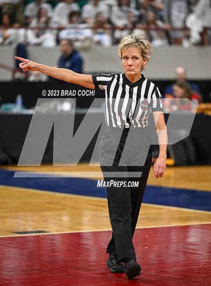 Thumbnail 2 in Windsor vs. Roosevelt (CHSAA Class 5A Final) photogallery.