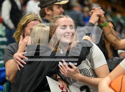 Thumbnail 2 in Windsor vs. Roosevelt (CHSAA Class 5A Final) photogallery.
