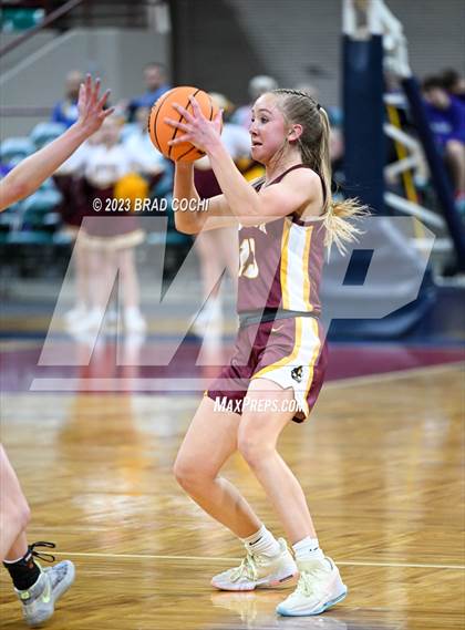 Thumbnail 2 in Windsor vs. Roosevelt (CHSAA Class 5A Final) photogallery.