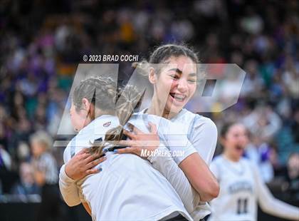 Thumbnail 1 in Windsor vs. Roosevelt (CHSAA Class 5A Final) photogallery.