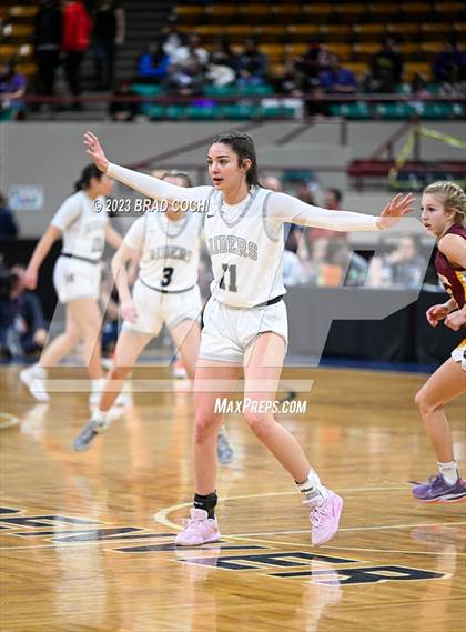 Thumbnail 3 in Windsor vs. Roosevelt (CHSAA Class 5A Final) photogallery.