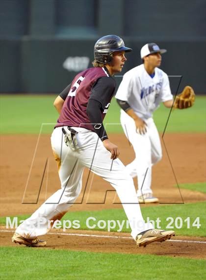 Thumbnail 3 in Mesquite vs. Hamilton photogallery.