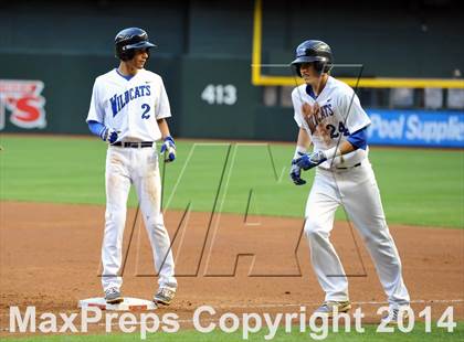 Thumbnail 2 in Mesquite vs. Hamilton photogallery.