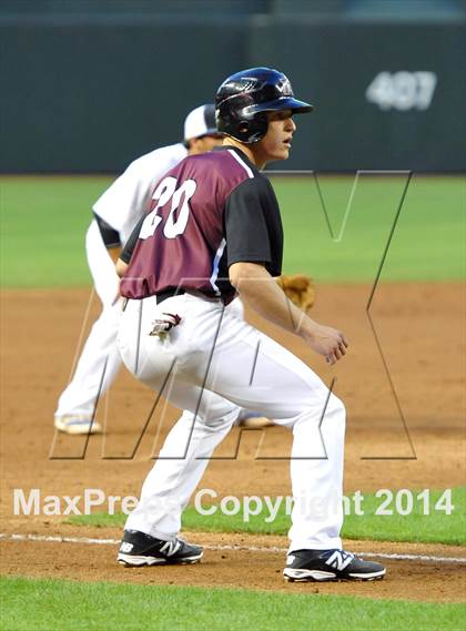 Thumbnail 2 in Mesquite vs. Hamilton photogallery.