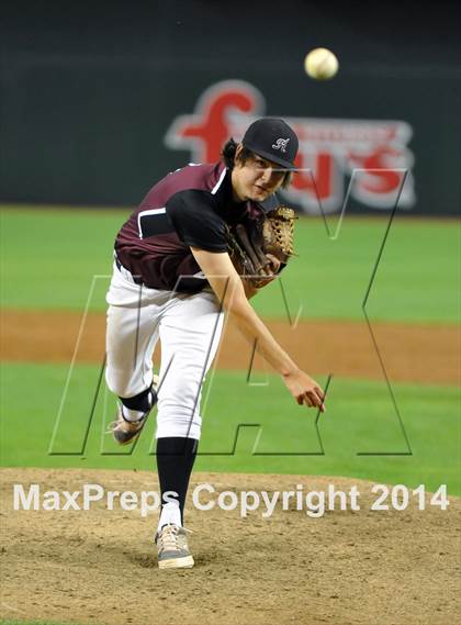 Thumbnail 2 in Mesquite vs. Hamilton photogallery.