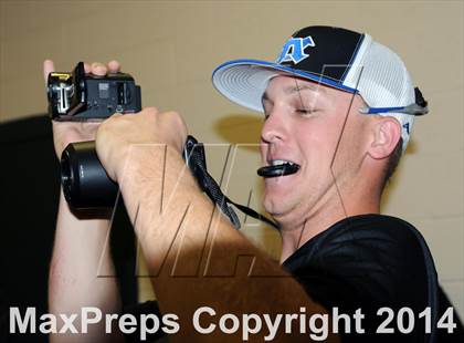 Thumbnail 1 in Mesquite vs. Hamilton photogallery.