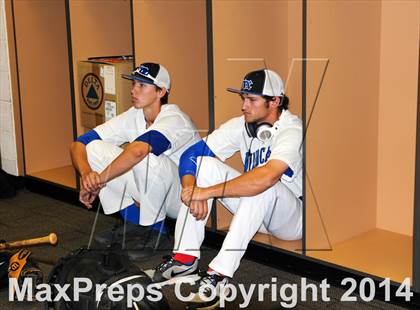 Thumbnail 2 in Mesquite vs. Hamilton photogallery.