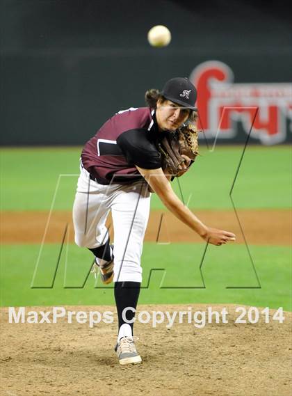 Thumbnail 2 in Mesquite vs. Hamilton photogallery.