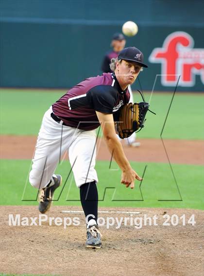 Thumbnail 3 in Mesquite vs. Hamilton photogallery.