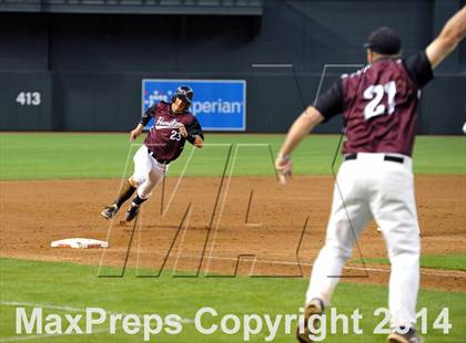 Thumbnail 2 in Mesquite vs. Hamilton photogallery.