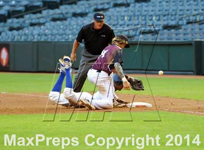 Thumbnail 2 in Mesquite vs. Hamilton photogallery.