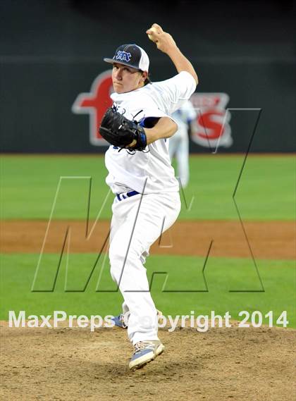 Thumbnail 1 in Mesquite vs. Hamilton photogallery.