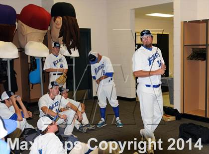 Thumbnail 2 in Mesquite vs. Hamilton photogallery.