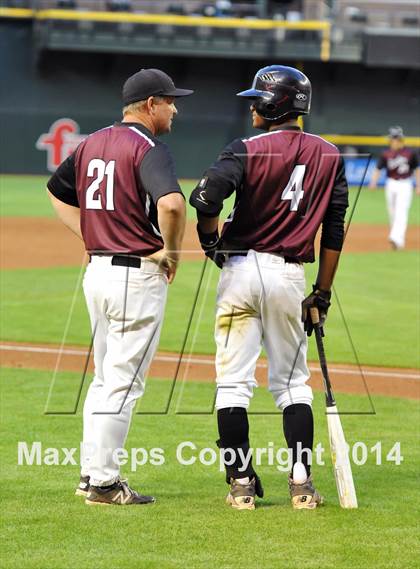 Thumbnail 2 in Mesquite vs. Hamilton photogallery.