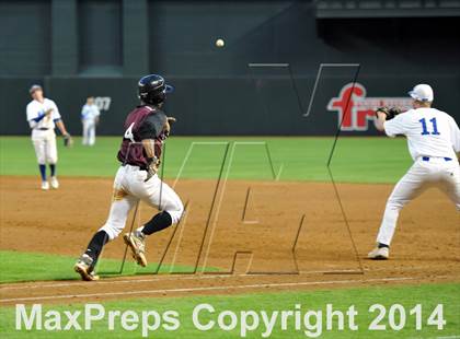 Thumbnail 2 in Mesquite vs. Hamilton photogallery.