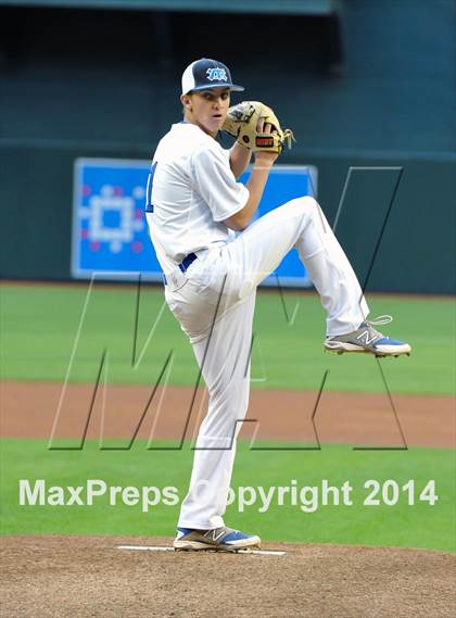 Thumbnail 3 in Mesquite vs. Hamilton photogallery.