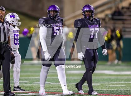 Thumbnail 1 in Midland v Crowley (UIL Football 6A D1 Area) photogallery.
