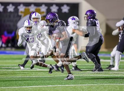 Thumbnail 1 in Midland v Crowley (UIL Football 6A D1 Area) photogallery.