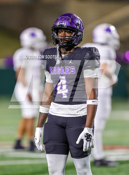 Thumbnail 2 in Midland v Crowley (UIL Football 6A D1 Area) photogallery.