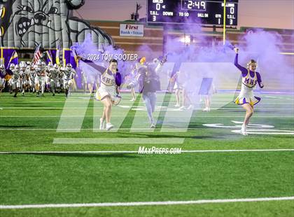 Thumbnail 2 in Midland v Crowley (UIL Football 6A D1 Area) photogallery.