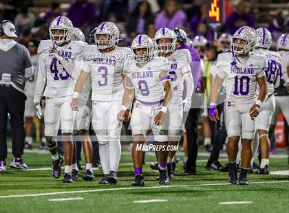 Thumbnail 3 in Midland v Crowley (UIL Football 6A D1 Area) photogallery.