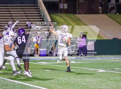Thumbnail 2 in Midland v Crowley (UIL Football 6A D1 Area) photogallery.