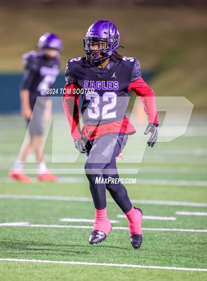 Thumbnail 1 in Midland v Crowley (UIL Football 6A D1 Area) photogallery.