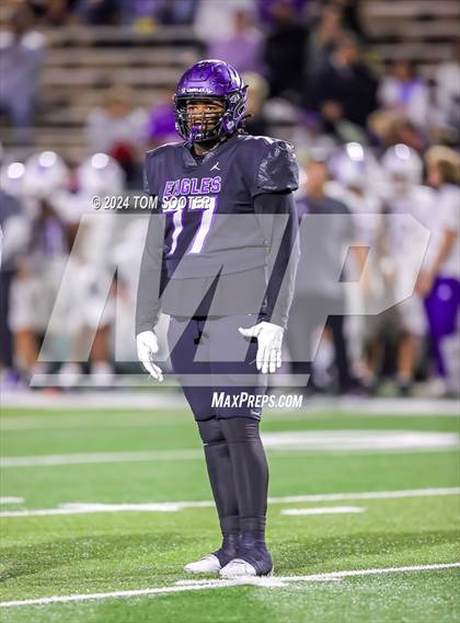 Thumbnail 2 in Midland v Crowley (UIL Football 6A D1 Area) photogallery.