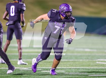 Thumbnail 1 in Midland v Crowley (UIL Football 6A D1 Area) photogallery.