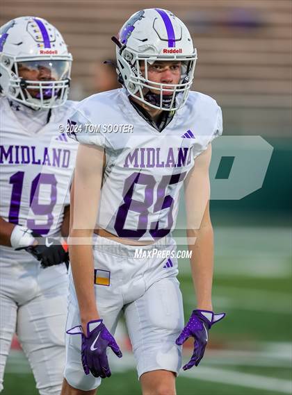 Thumbnail 1 in Midland v Crowley (UIL Football 6A D1 Area) photogallery.