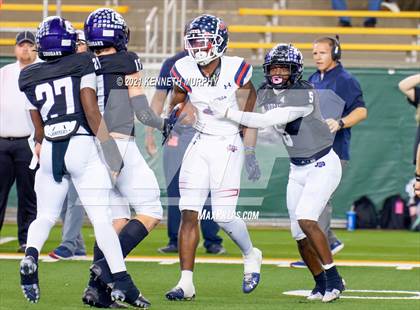 Thumbnail 1 in College Station vs. Ryan (UIL 5A Regional Finals) photogallery.