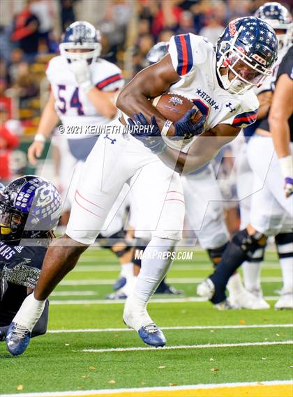 Thumbnail 3 in College Station vs. Ryan (UIL 5A Regional Finals) photogallery.
