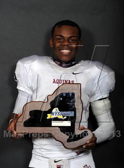 Thumbnail 1 in Aquinas Lil Irish (NYSPHSAA Class AA Final Awards) photogallery.
