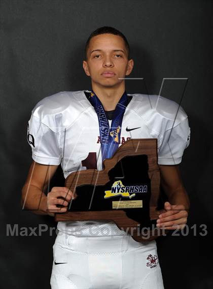 Thumbnail 3 in Aquinas Lil Irish (NYSPHSAA Class AA Final Awards) photogallery.