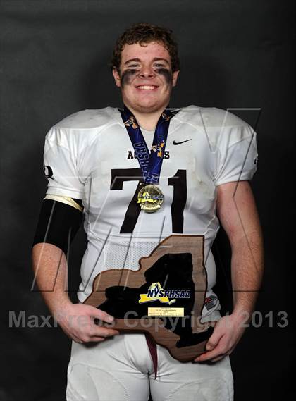 Thumbnail 3 in Aquinas Lil Irish (NYSPHSAA Class AA Final Awards) photogallery.
