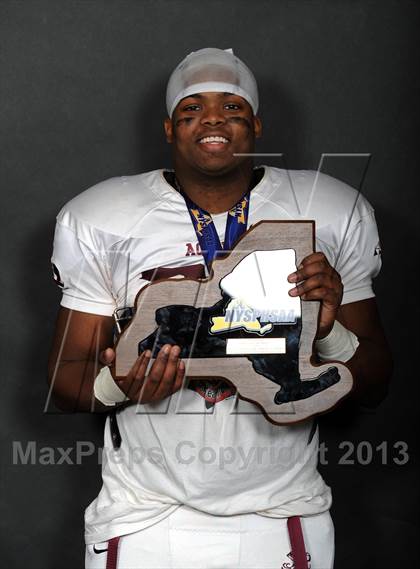 Thumbnail 2 in Aquinas Lil Irish (NYSPHSAA Class AA Final Awards) photogallery.
