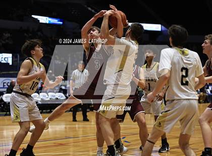 Thumbnail 1 in Avoca-Prattsburgh vs.Elba (NYSPHSAA Section 5 Class D Final) photogallery.