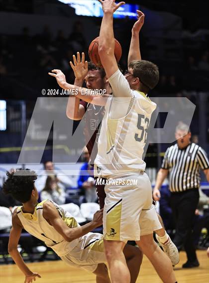 Thumbnail 3 in Avoca-Prattsburgh vs.Elba (NYSPHSAA Section 5 Class D Final) photogallery.