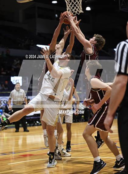Thumbnail 3 in Avoca-Prattsburgh vs.Elba (NYSPHSAA Section 5 Class D Final) photogallery.
