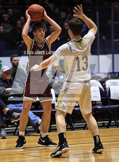Thumbnail 1 in Avoca-Prattsburgh vs.Elba (NYSPHSAA Section 5 Class D Final) photogallery.