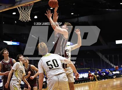 Thumbnail 1 in Avoca-Prattsburgh vs.Elba (NYSPHSAA Section 5 Class D Final) photogallery.