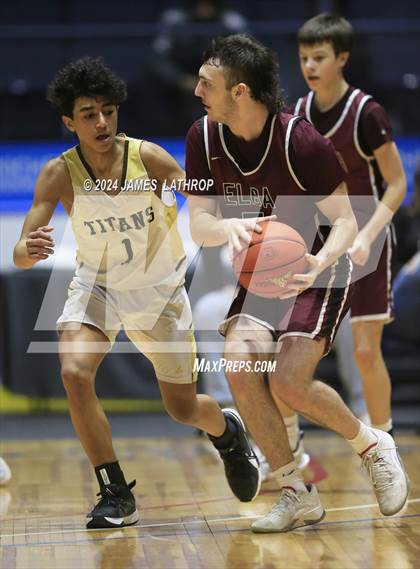 Thumbnail 3 in Avoca-Prattsburgh vs.Elba (NYSPHSAA Section 5 Class D Final) photogallery.