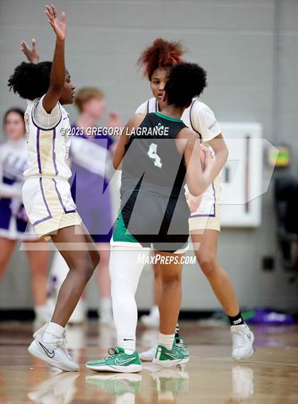 Thumbnail 1 in Southlake Carroll vs Timber Creek photogallery.