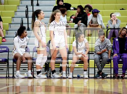Thumbnail 3 in Southlake Carroll vs Timber Creek photogallery.