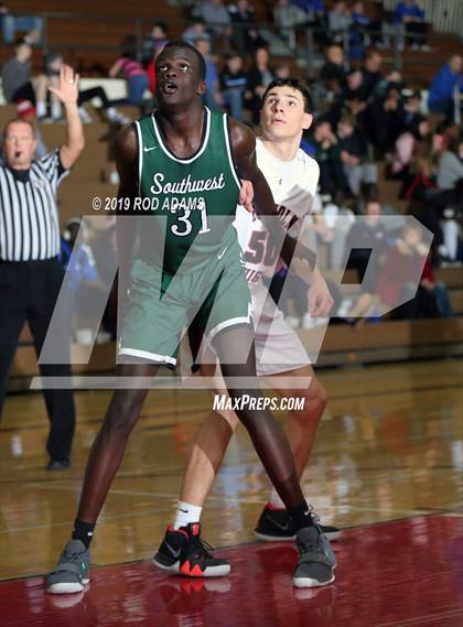 Thumbnail 3 in Lincoln Southwest vs. Lincoln High (Heartland Athletic Conference Tournament) photogallery.