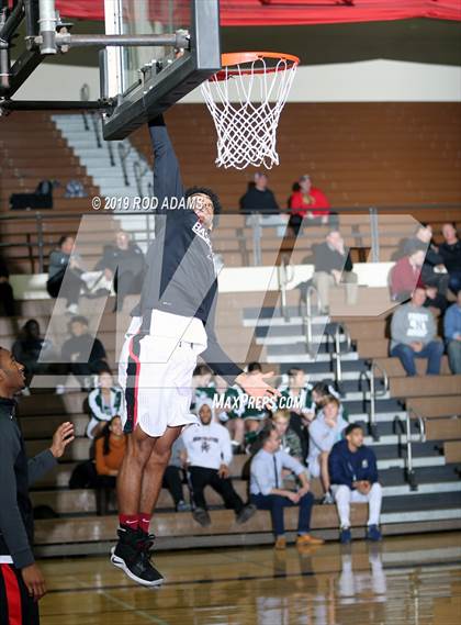 Thumbnail 1 in Lincoln Southwest vs. Lincoln High (Heartland Athletic Conference Tournament) photogallery.