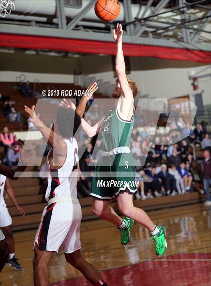 Thumbnail 2 in Lincoln Southwest vs. Lincoln High (Heartland Athletic Conference Tournament) photogallery.